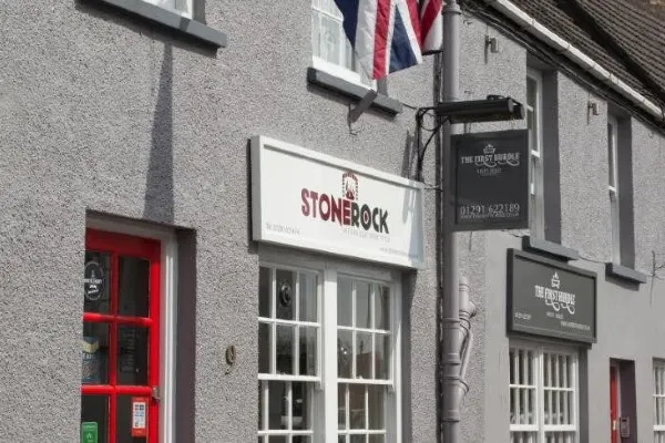 Stonerock Lodge Chepstow