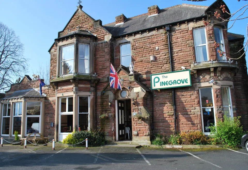 Pinegrove Hotel Carlisle