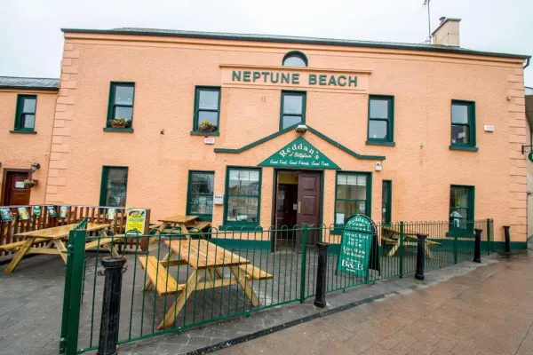 Reddans Bar